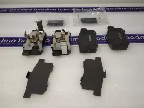 REAR BRAKE PAD SET