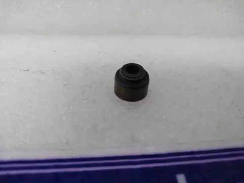 SEAL-VALVE STEM