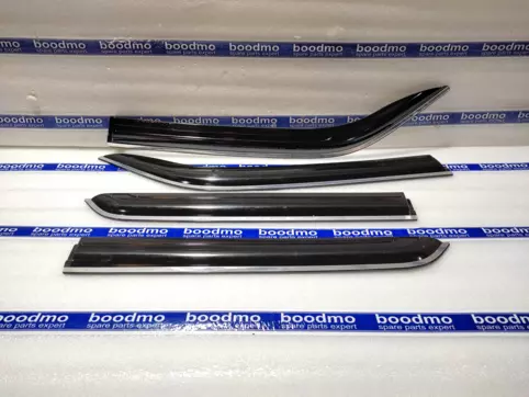 Door Visor with Chrome Strip (Set of 4)