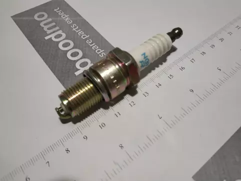 SPARK PLUG(BPR5ES)(OMNI &  CAR