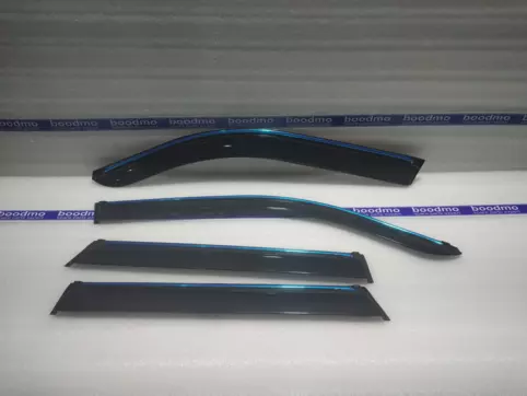 Door Visor with Chrome Strip (Set of 4)
