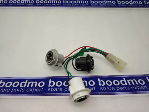 SOCKET