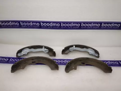Rear Brake Shoe Set