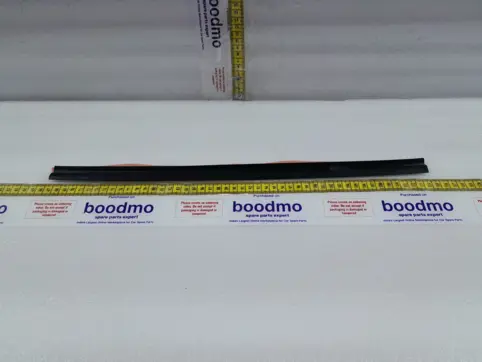 RUBBER A, WINDSHIELD DAM
