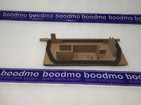 A/M DOOR ASSY
