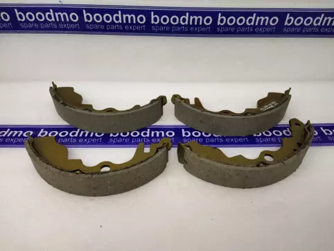 Rear Brake Shoe Set