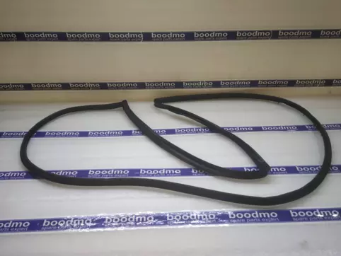 WEATHERSTRIP DOOR OPENING RH