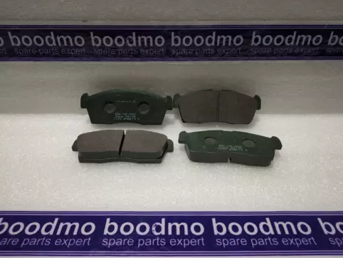 Front Brake Pad Set