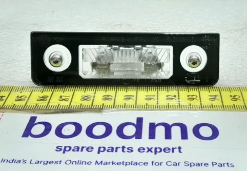 LICENSE PLATE LIGHT