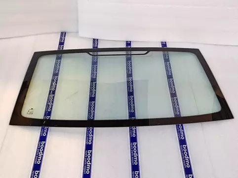 GLASS-REAR WINDOW