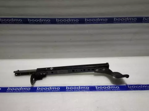 ADJUSTER, R. FR. SEAT INNER SLIDE