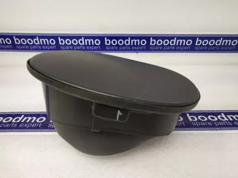 FUEL FILLER FLAP