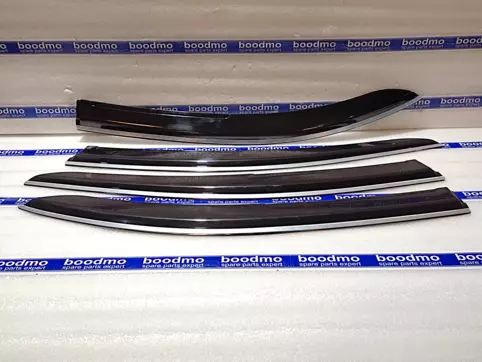 Door Visor with Chrome Strip (Set of 4)