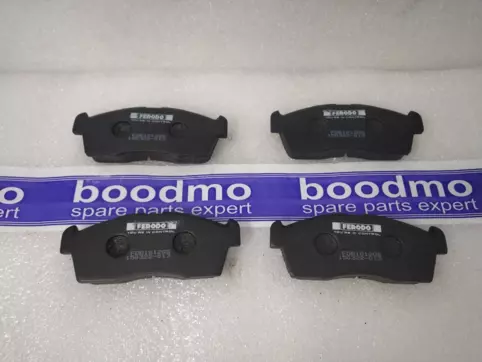 Front Brake Pad Set