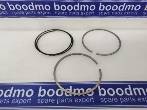 1 set: piston rings