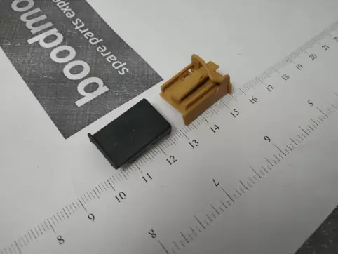 flat contact housing