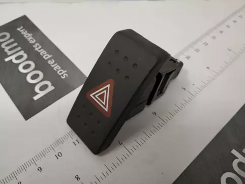 SWITCH ASSY,HAZARD WARNING