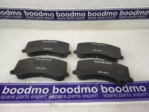 Front Brake Pad Set