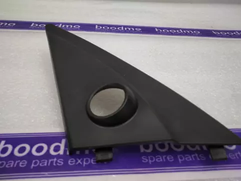GARNISH,BRACKET,L(BLACK)