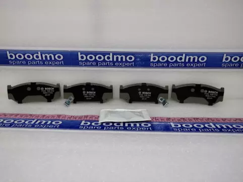 Front Brake Pad Set