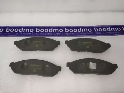 Front Brake Pad Set