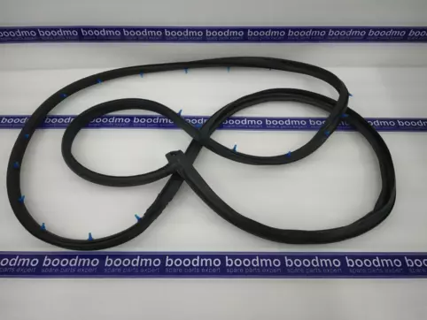 WEATHERSTRIP, DOOR OPENING RH