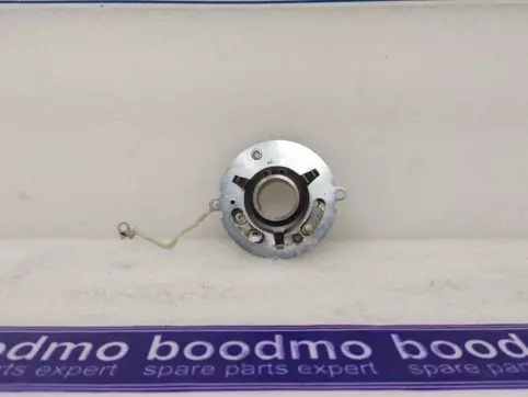 C.B.BEARING PLATE ASSY.