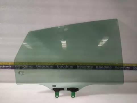 GLASS REAR DOOR WINDOWRH