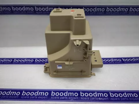 TRAY ASSY-RR TOWER CONSOLE, INT;HZ