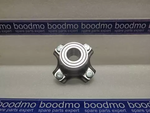 Front Wheel Hub