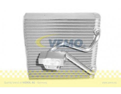Evaporator, air conditioning