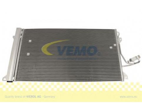 refrigerant condenser withreceiver drier