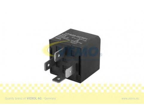 Relay, radiator fan castor
