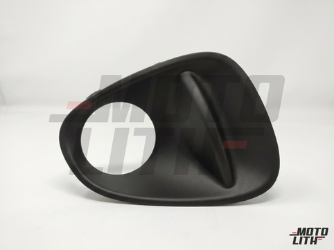 BEZEL FRONT FOG LAMP RH
