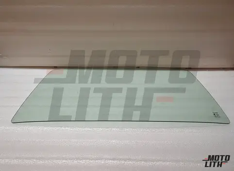 GLASS WINDSHIELD