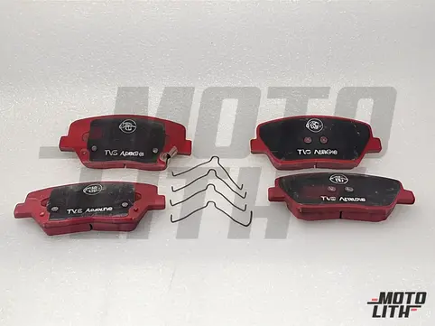 Front Brake Pad Set
