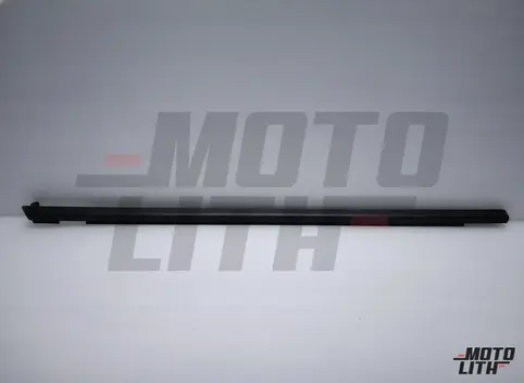 WEATHERSTRIP FR DOOR OUT RH