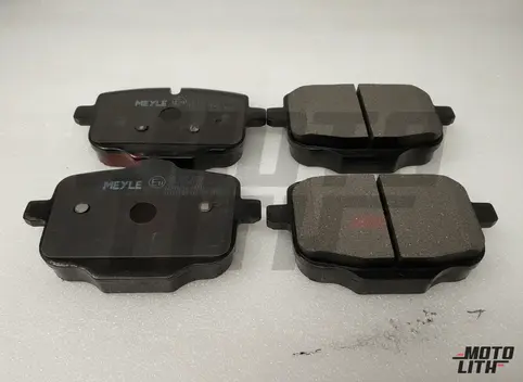 Rear Brake Pad Set