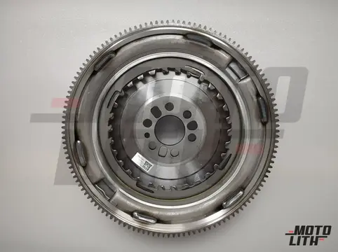 Dual-mass flywheel