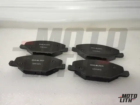 Front Brake Pad Set