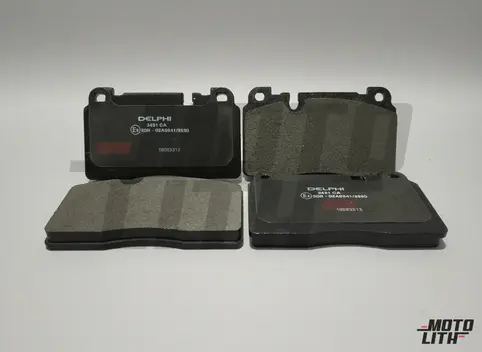 Front Brake Pad Set