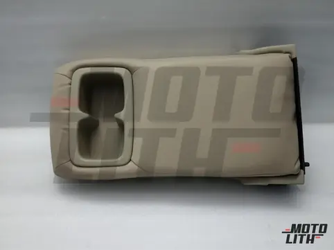 ARMREST ASSY RR