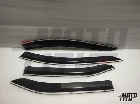 Door Visor with Chrome Strip (Set of 4)