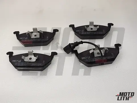 Front Brake Pad Set