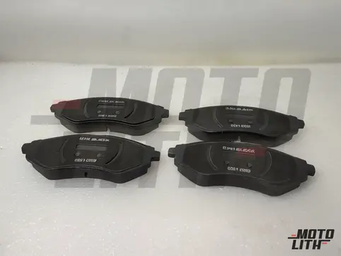 Front Brake Pad Set