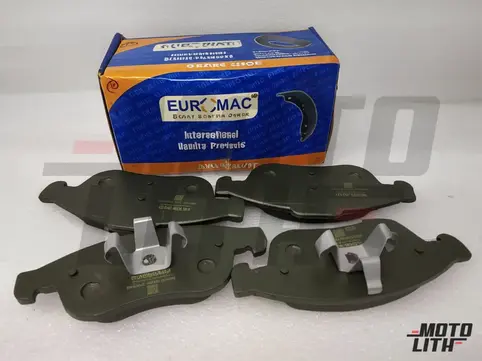 Front Brake Pad Set