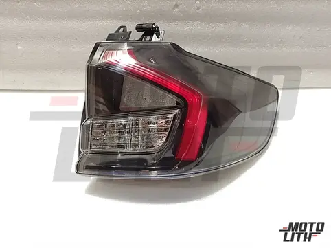 Rear Combination Lamp Right (Body Side)