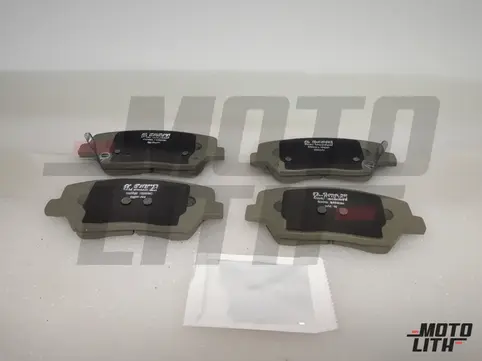 Front Brake Pad Set