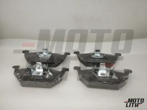 Front Brake Pad Set
