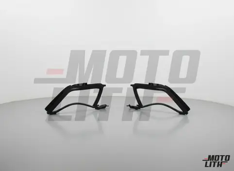 Front Quarter Glass Trim (Set of 2)